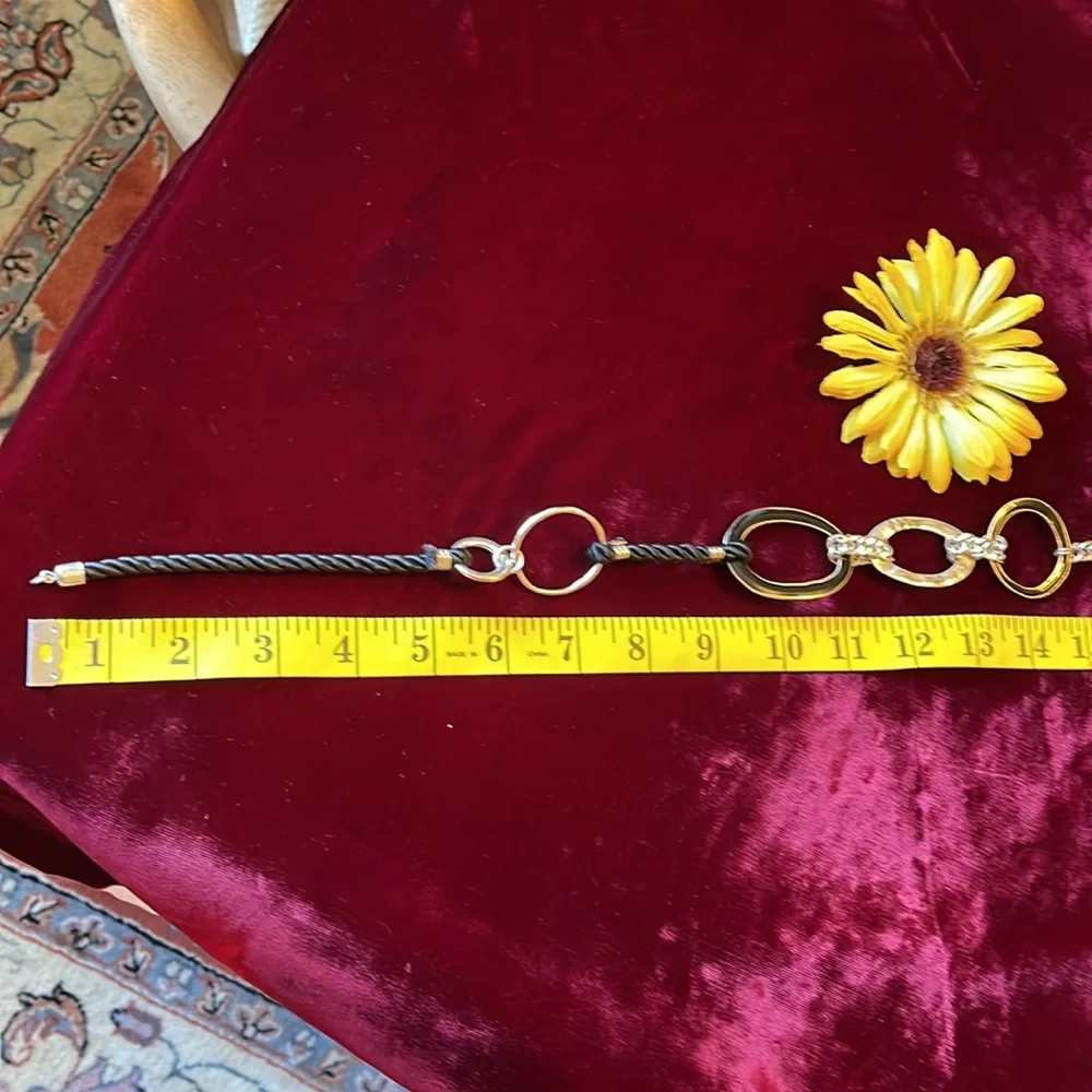 🌺 VINTAGE; New York Chic Belt/Necklace in Black/Silver-tone w/Black Rope Decor! - Picture 8 of 10